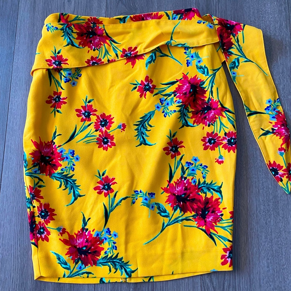 SOLD—Express floral skirt
